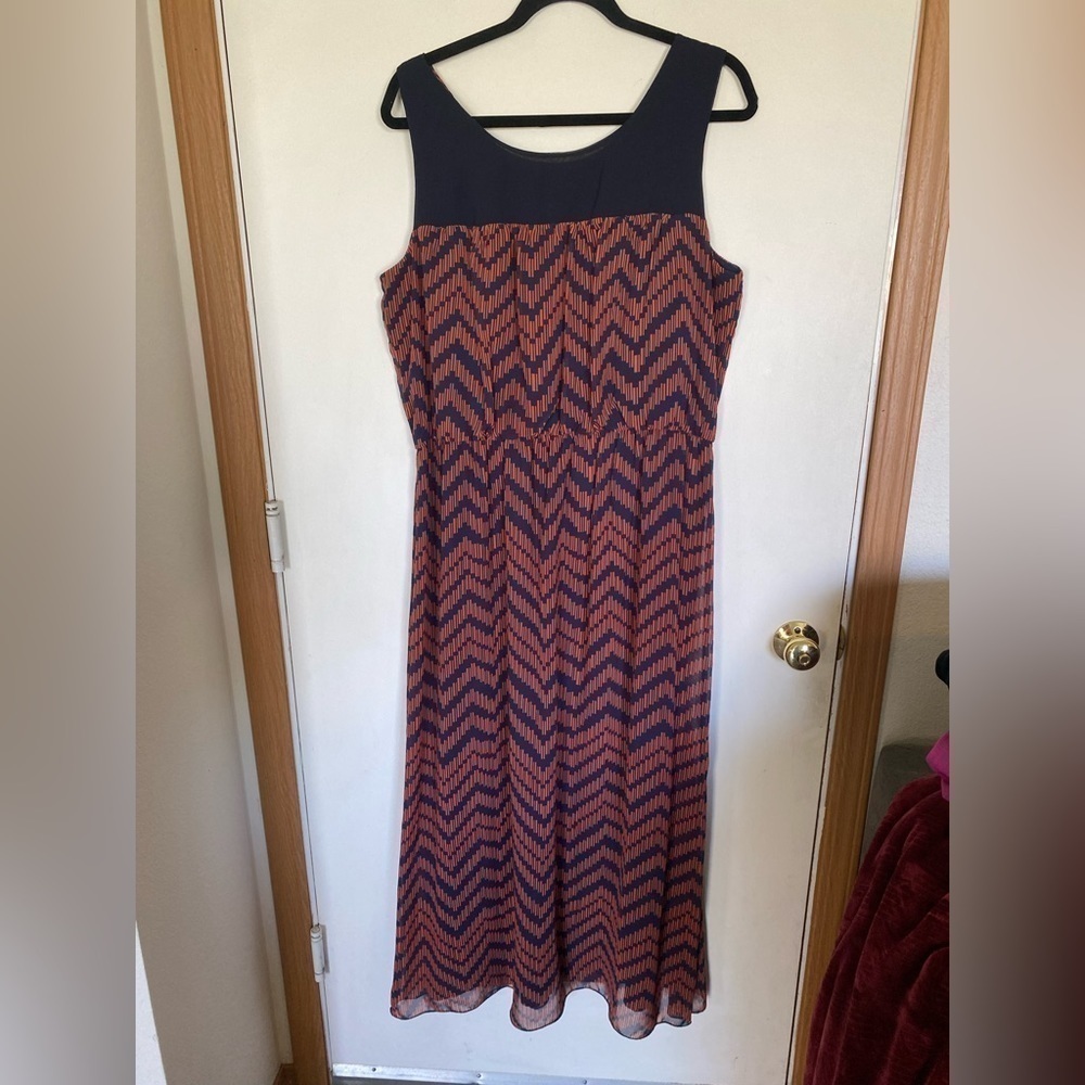 Enfocus size 16W women blue and orange Chevron midi length dress
